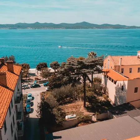 ＆ ルームズ アンドレア ザダル