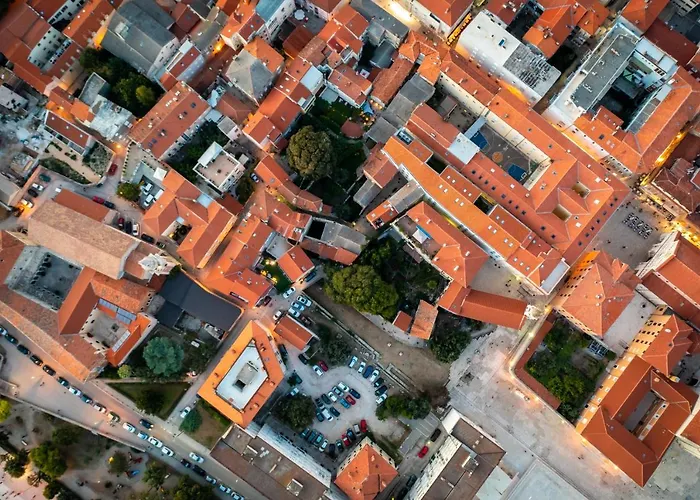 & Andrea Апартаменти *